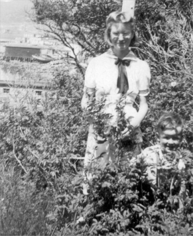 539: Reen McCarthy and unidentified child. (circa 1940)  - Irene daughter of James McCarthy &amp;amp; Julia Reddy